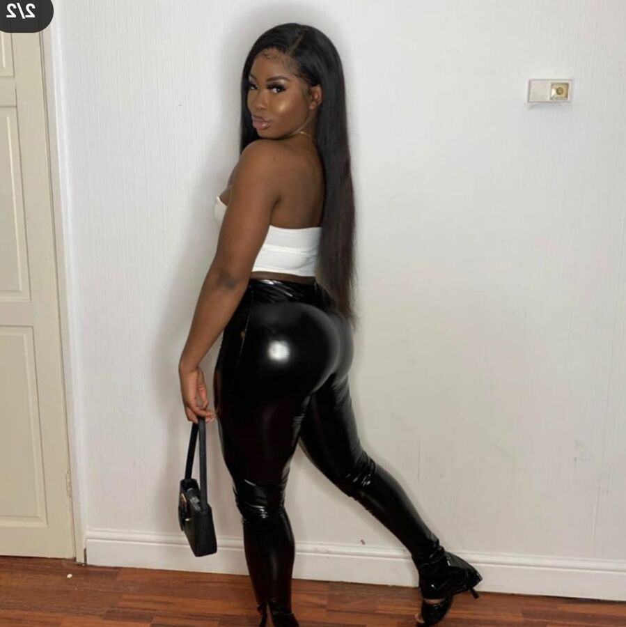 Leather leggings