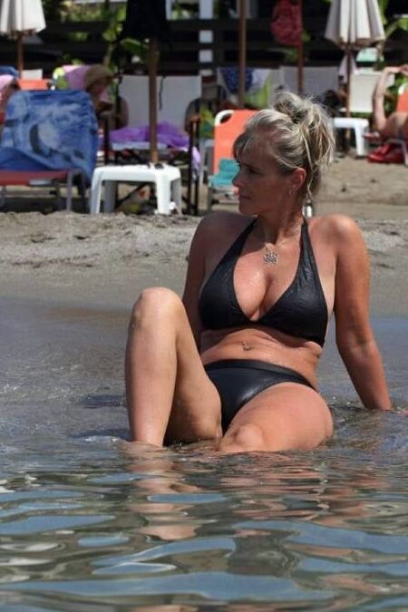 Pretty MILFS