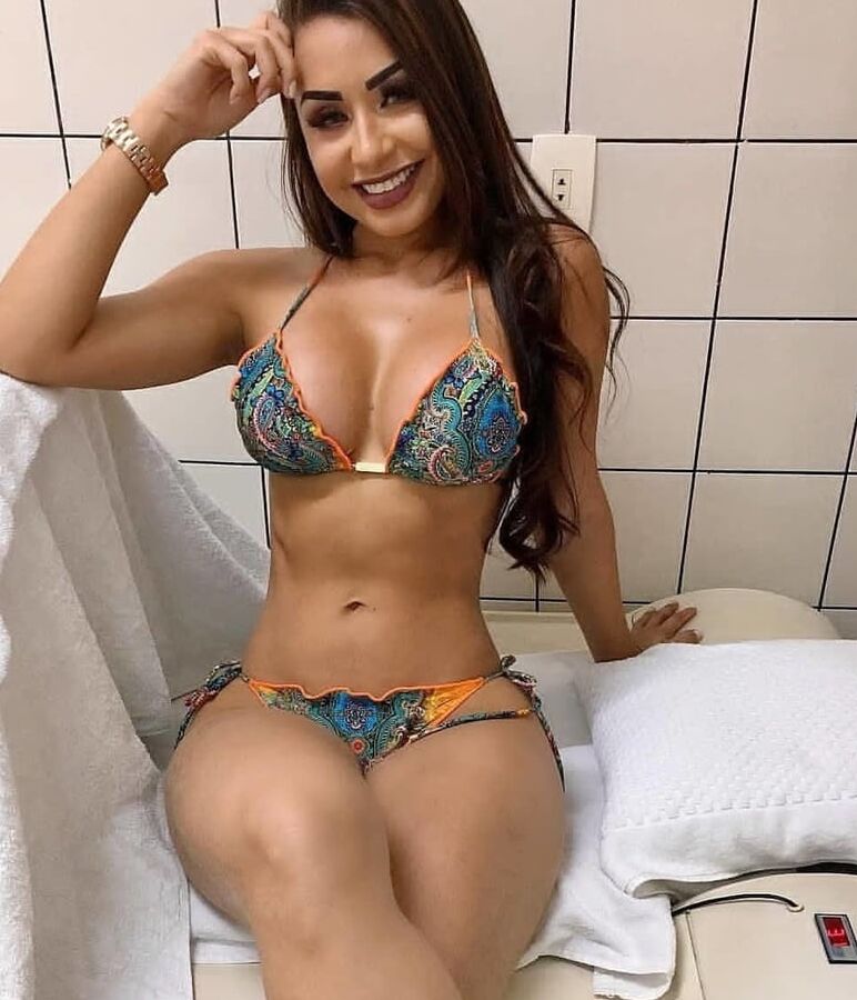 Hot Babes