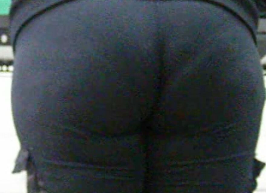BBW Ass at work,,,