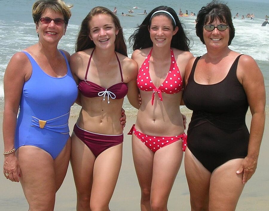 Pretty MILFS