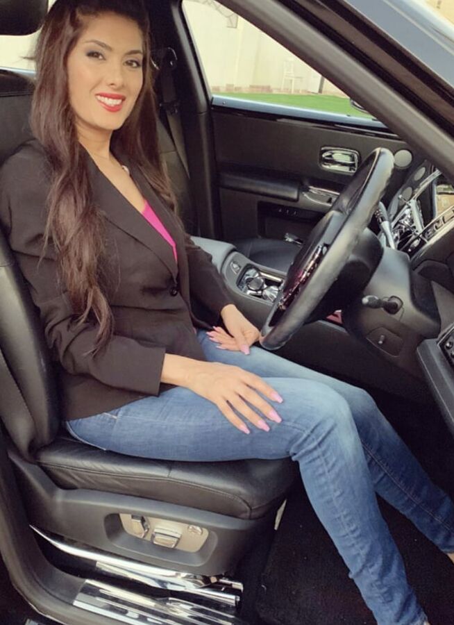 Where would you cum on this sexy milf