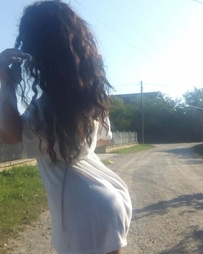 On Instagram- _ivanaa_