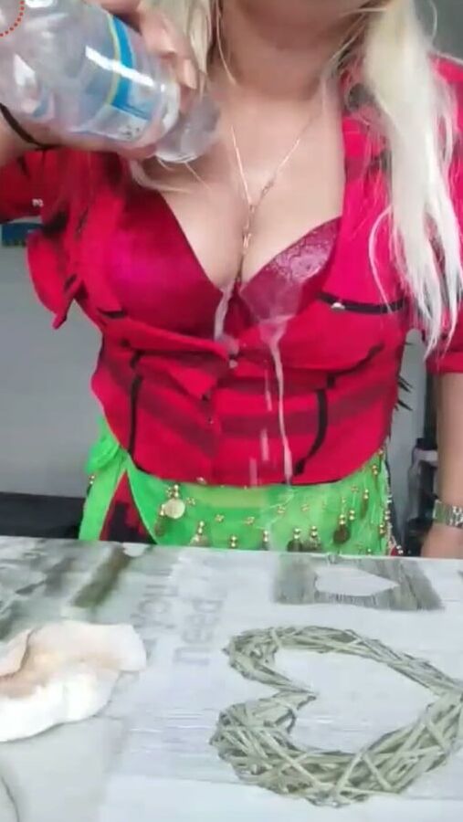 Bust live facebook romanian
