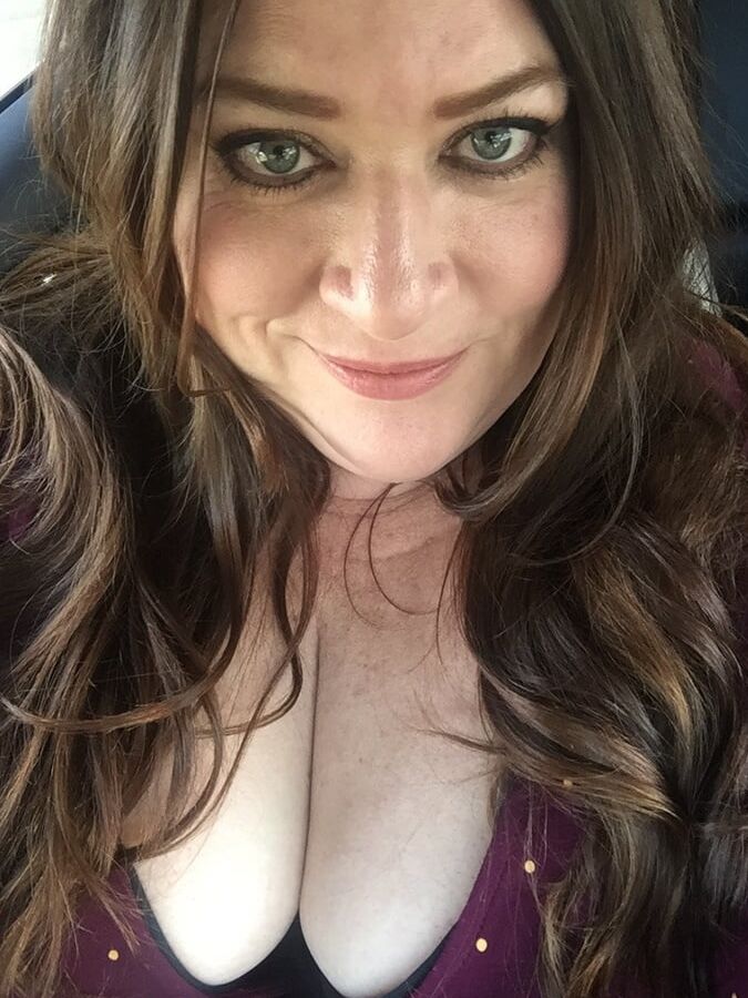 Brunette MILF