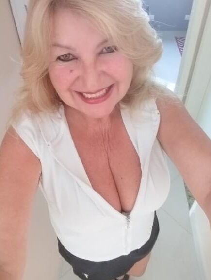 Cassia Navarro ... Faceb