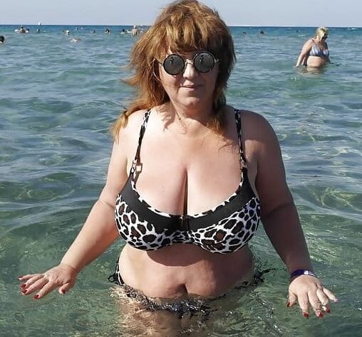 Mature ladys with big chubby tits