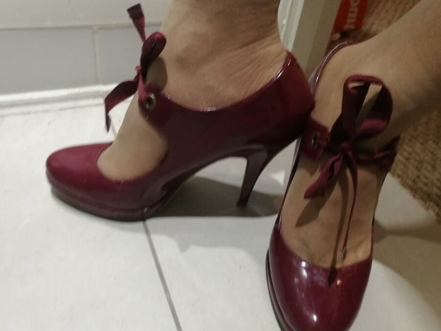 SMA asian mature feet