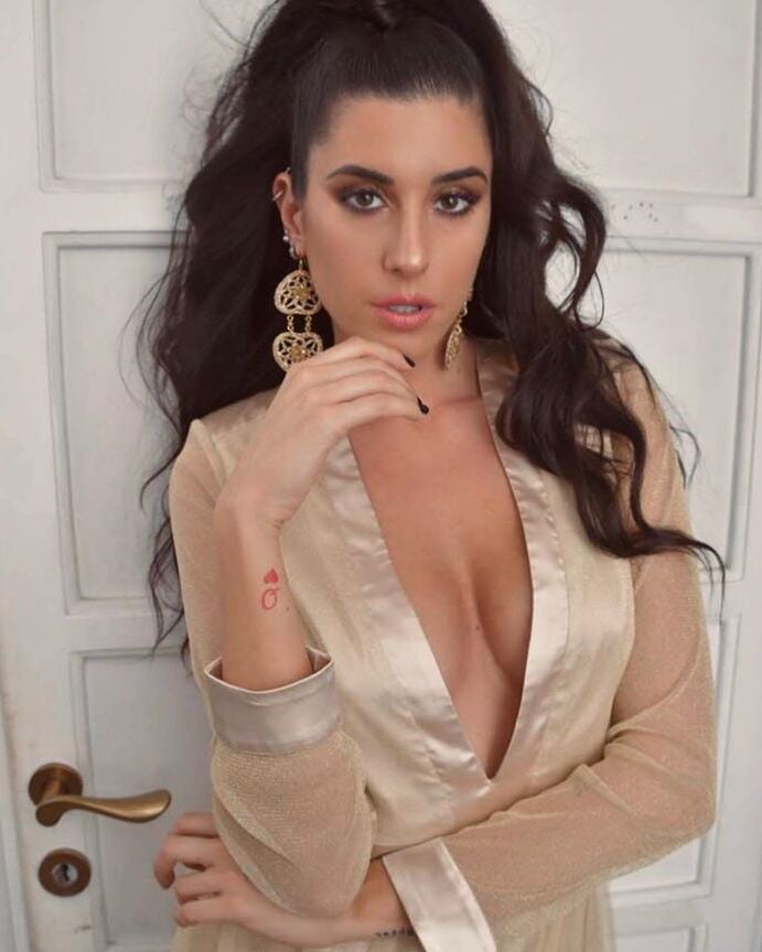 VALENTINA VIGNALI