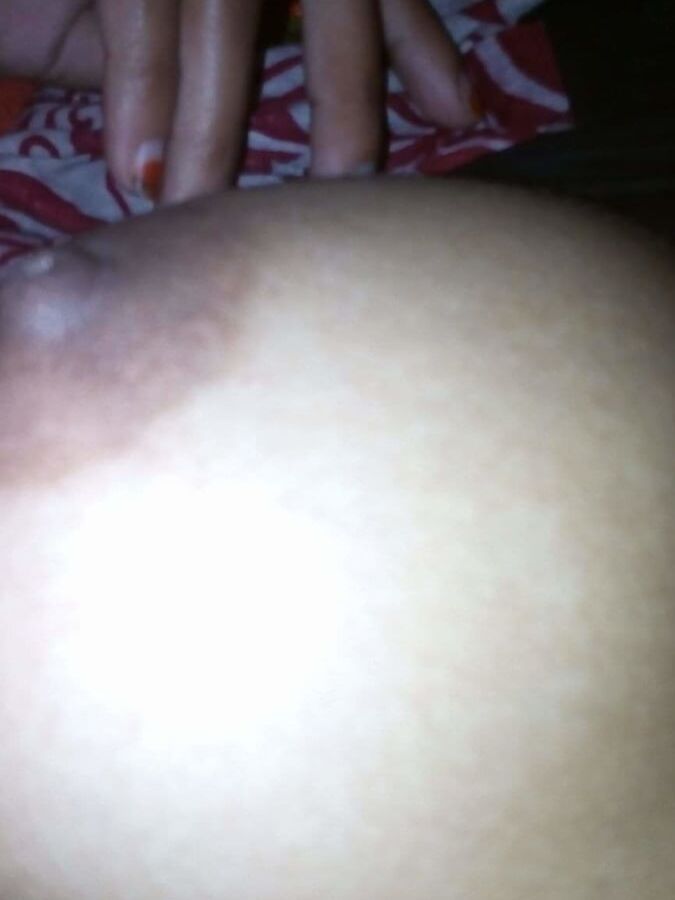 Bangladeshi girl send nudes with sexy boobs