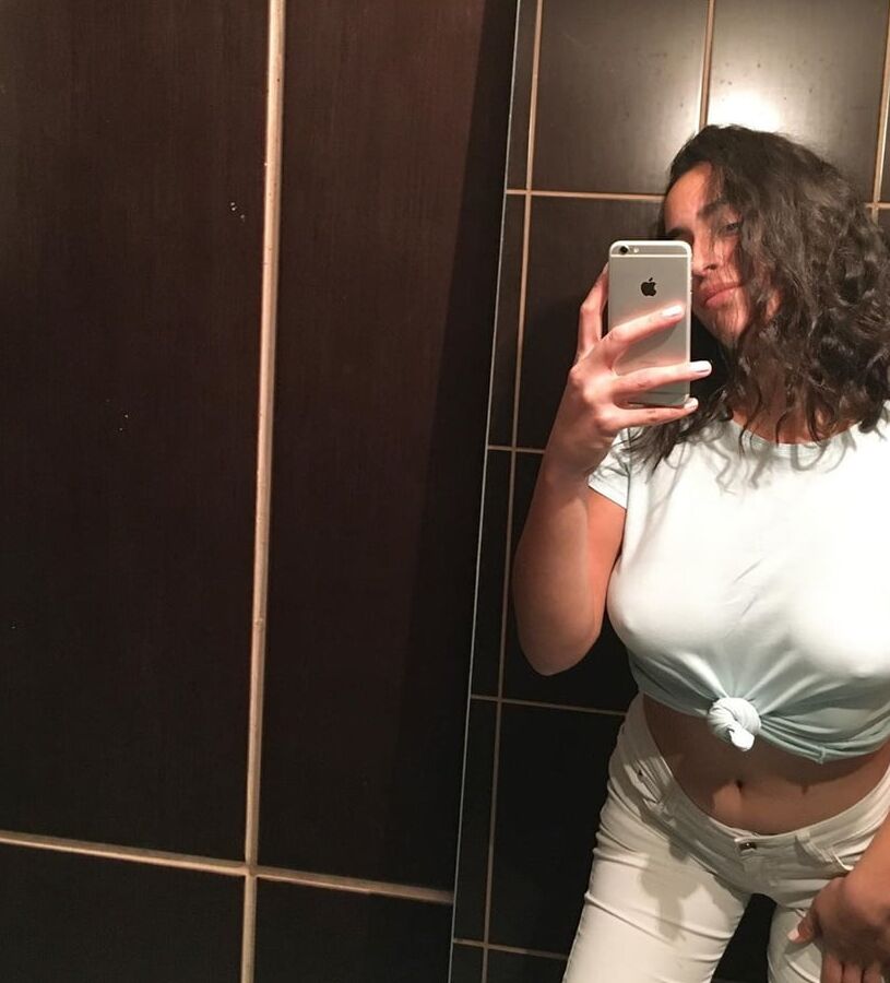 On Instagram- _ivanaa_