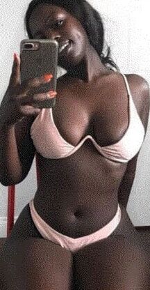 BELLE BLACK