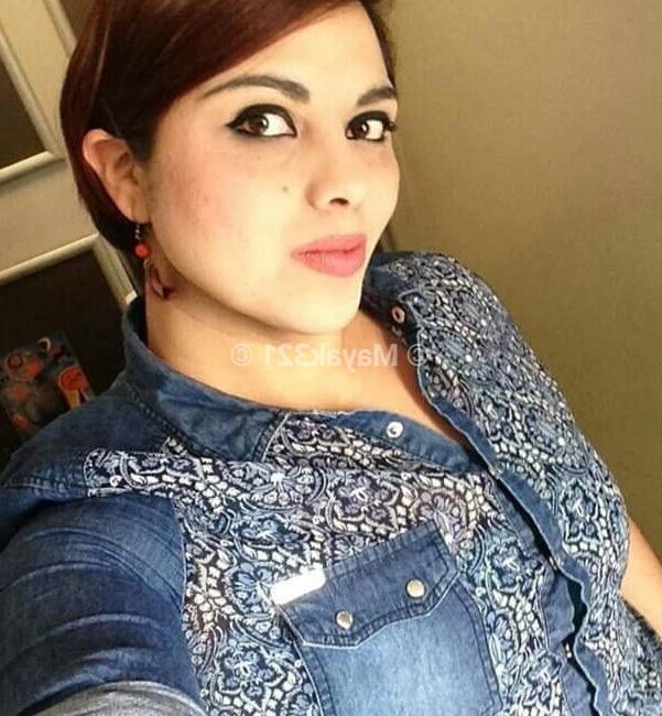 NRI KI NANGI GAND AUR FUDDI
