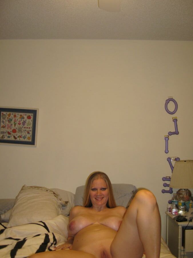 MILF Shows Off Huge Tits Pregnant Body And Sucks Horny Cock