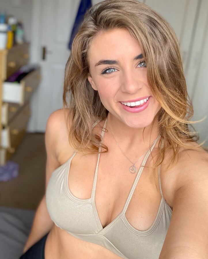 Dierdre Rae hot instagram fitgirl