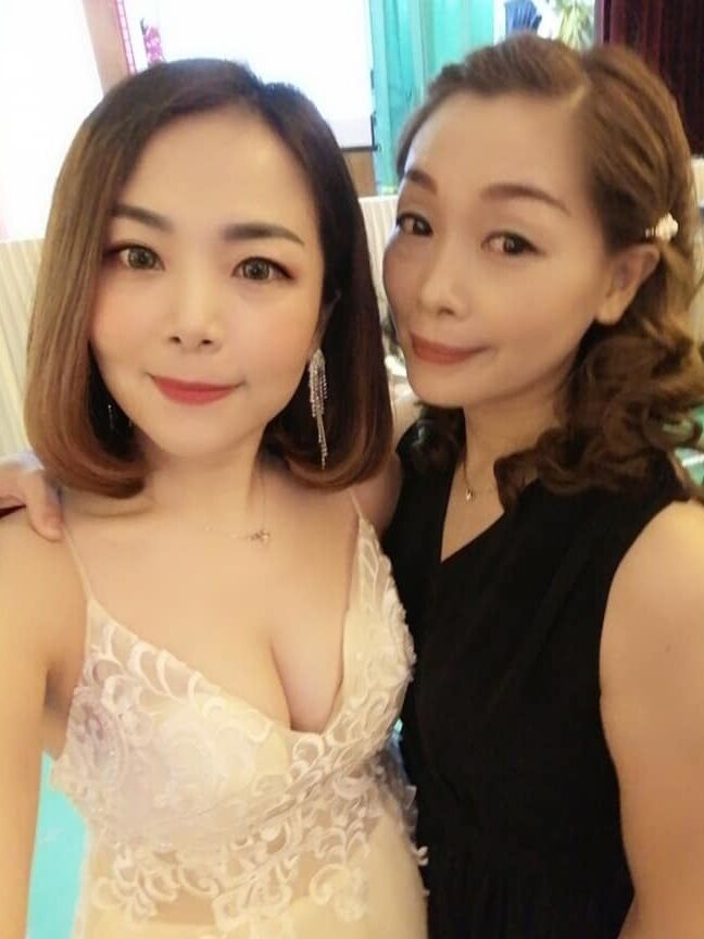 Chinese Friend&;s Bras Collection