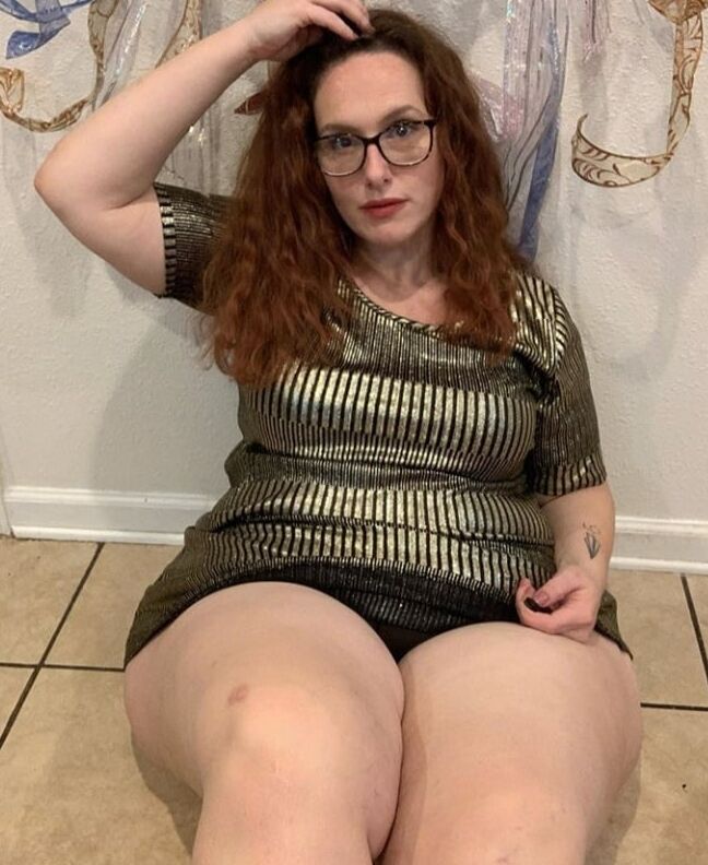 MEGA Big Butt MILF