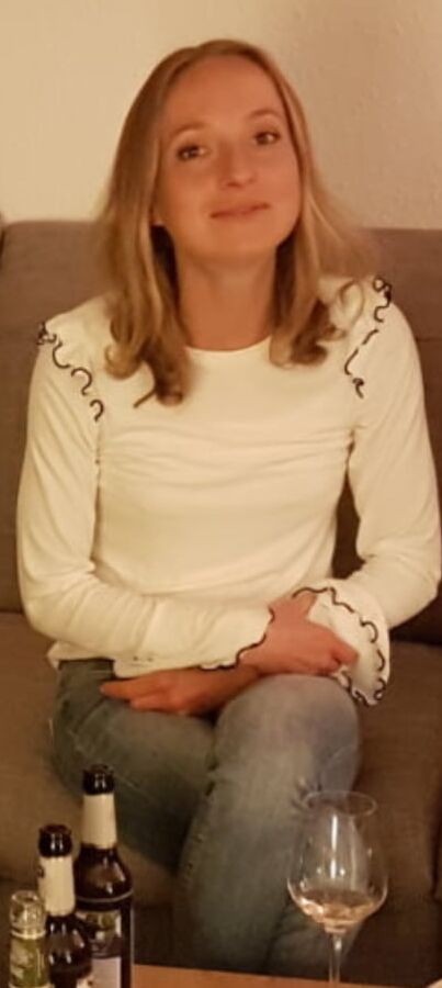 Begging for cum!