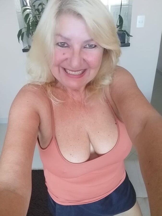Cassia Navarro ... Faceb