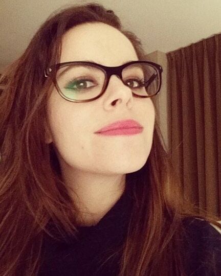 Emily Hampshire hot Rachel Bilson lookalike actress