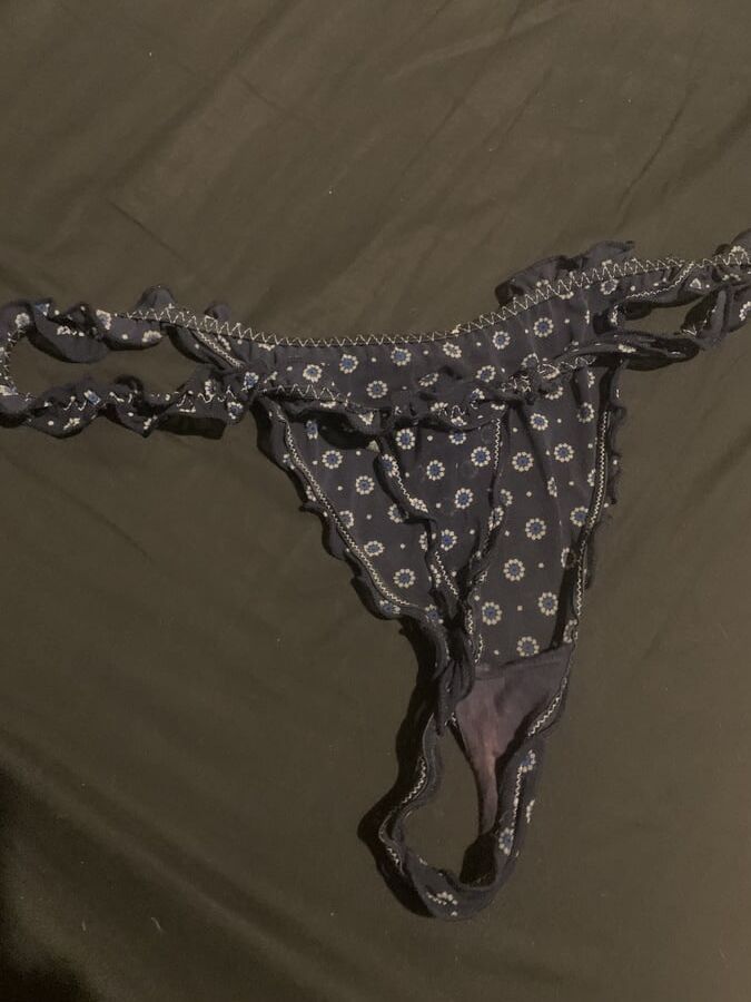 Friends girlfriend Claires knickers