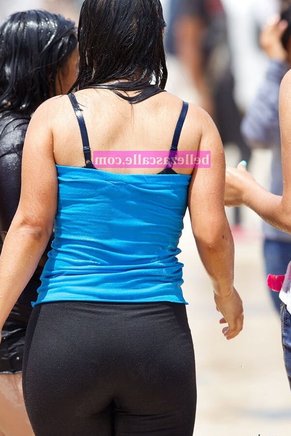 Buenas nalgas mojada