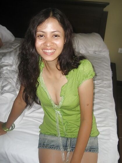 PLEASE CUM THIS BITCH