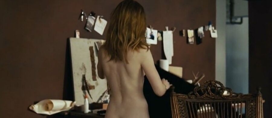 Karoline Herfurth nude