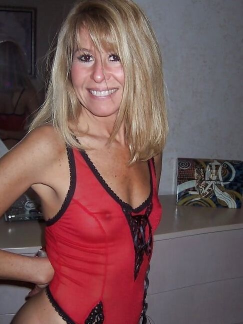 Marvelous Milfs