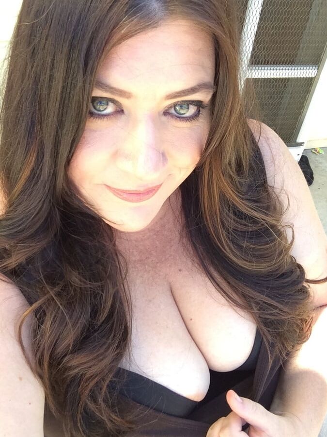 Brunette MILF