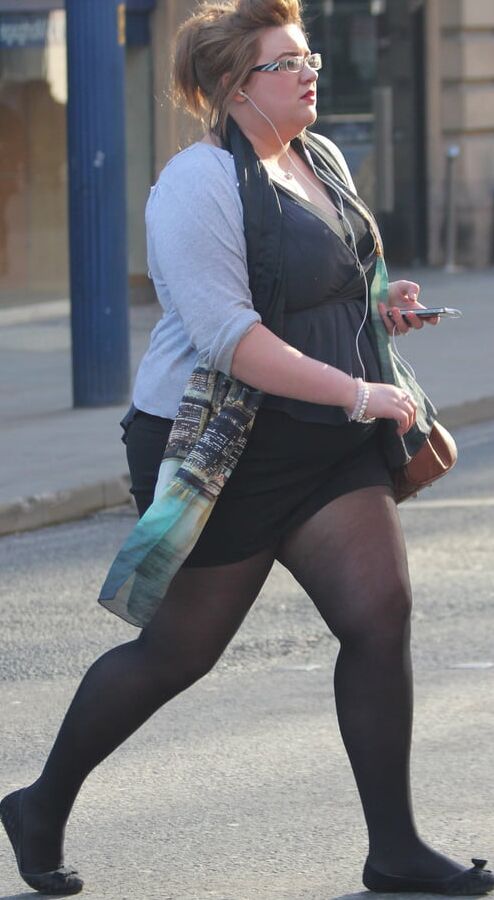 Street Pantyhose - Heavy Legged Brit Sluts