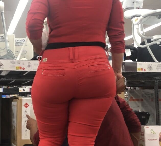 Mature Latina Still Got It
