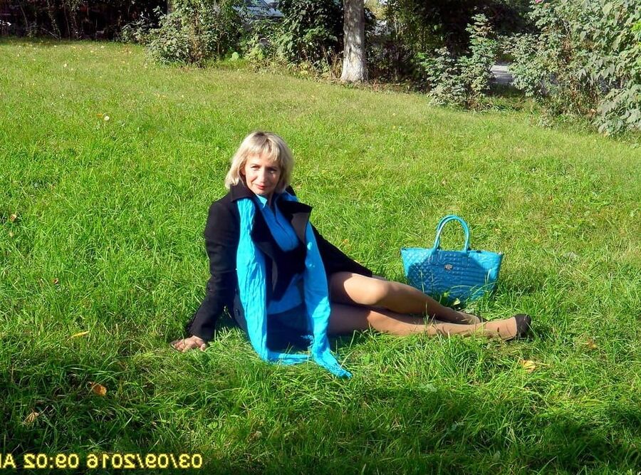 mature pantyhose