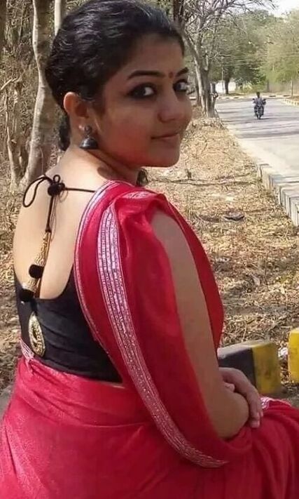 hot chesty modle indian