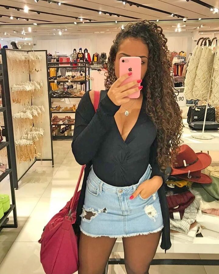 PUTAS DO INSTAGRAM: Sabrina Stabile &amp; Nathalia Ferreira