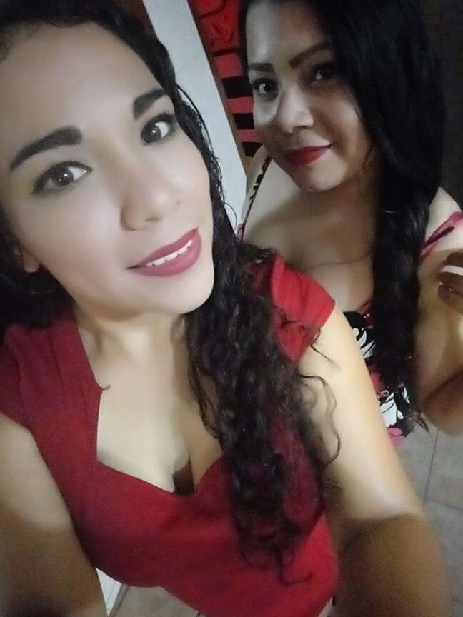 Johana&amp;Gabriela (Pedas afloja todo)