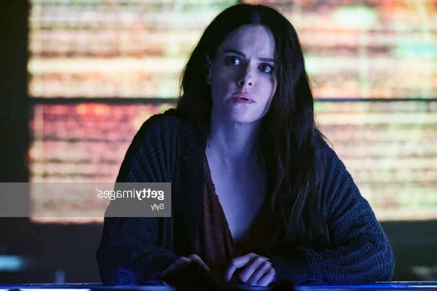Emily Hampshire hot Rachel Bilson lookalike actress