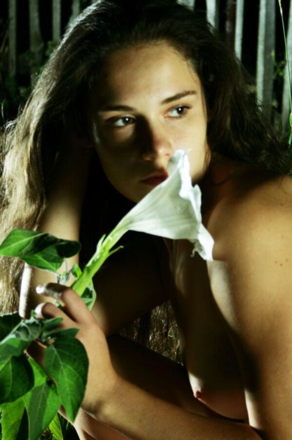 Nude life