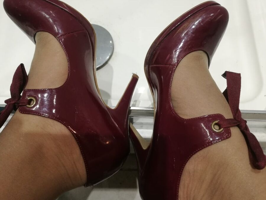 SMA asian mature feet