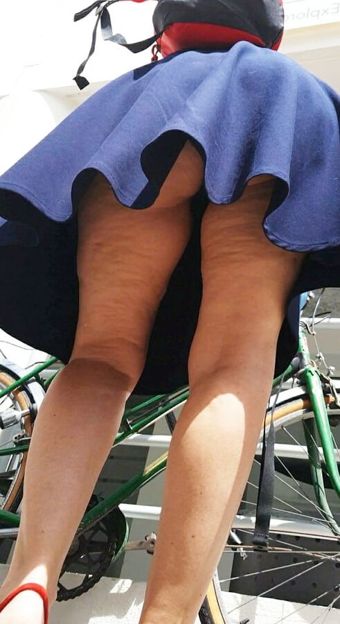 upskirt mature