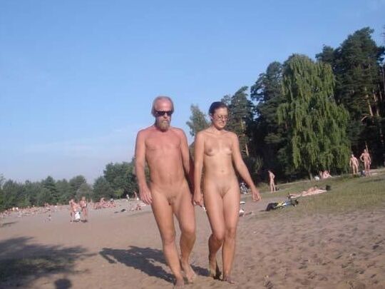Beach couples who turn me on