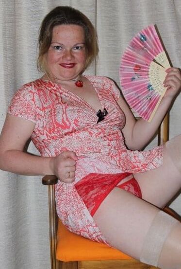 Mature and older women posing: