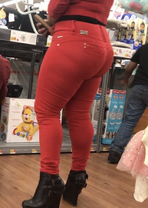Mature Latina Still Got It