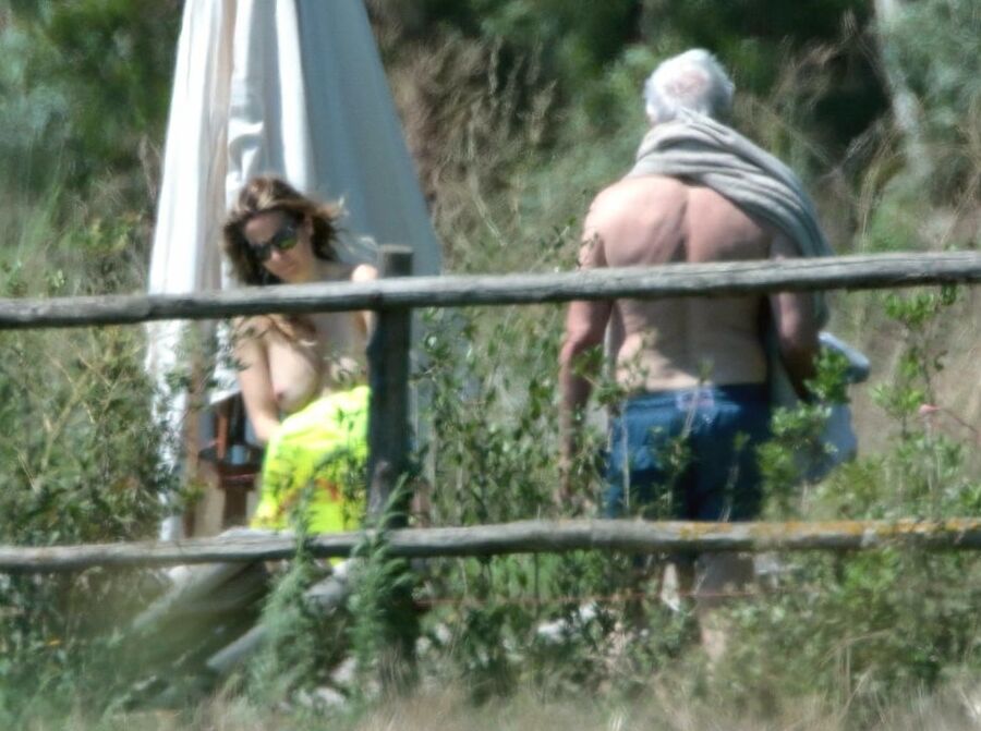 Alejandra Silva topless vacation Italy aug