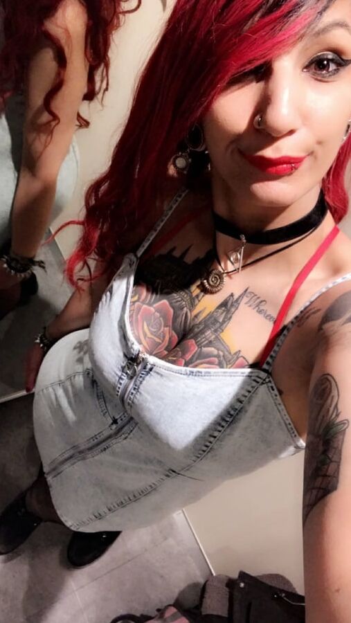 FRENCH SLUT (DM FOR DETAILS)