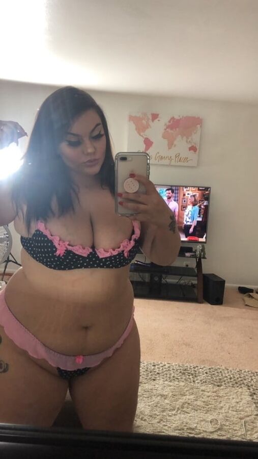 Nice curvy metis amateur