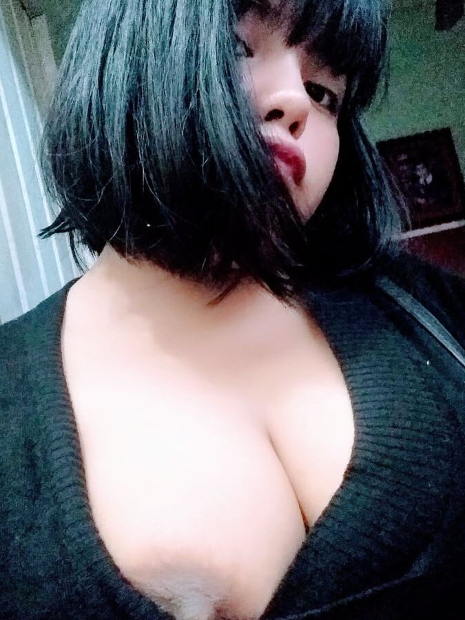 laura tetona