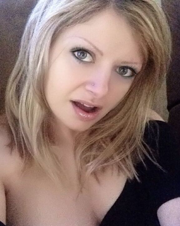 Cute Big Tit Blond