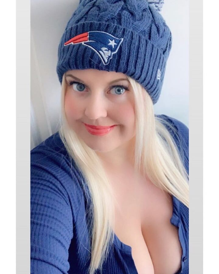 Fat blonde for comnents