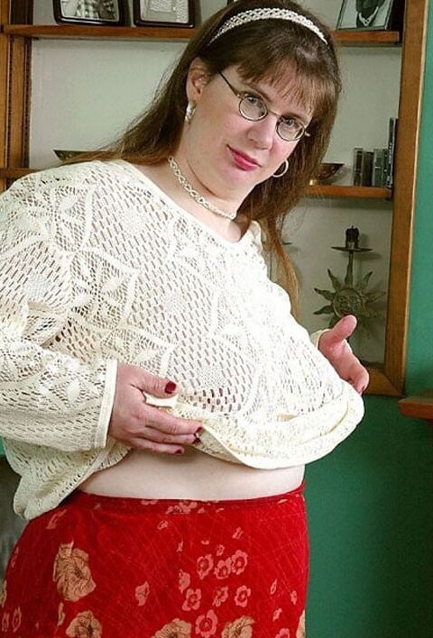 BBW Mature Brunette